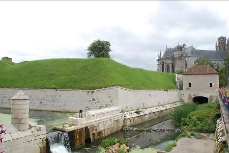 Appartcathedrale דירה