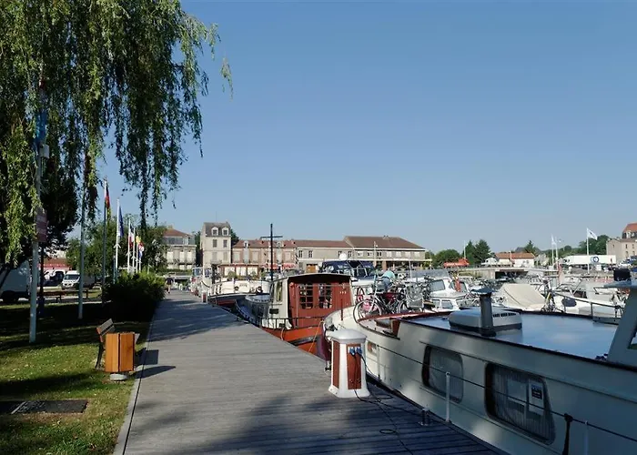 Appartcathedrale Apartment *